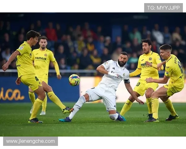 皇马陷入前所未有的危机！战术混乱与管理分歧背后的豪门失位难题揭秘