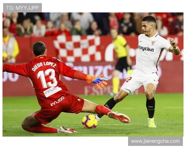 塞维利亚传统强队地位动摇,本赛季西甲竞争格局面临现实挑战 塞维利亚传统强队地位动摇,本赛季西甲竞争格局面临现实挑战