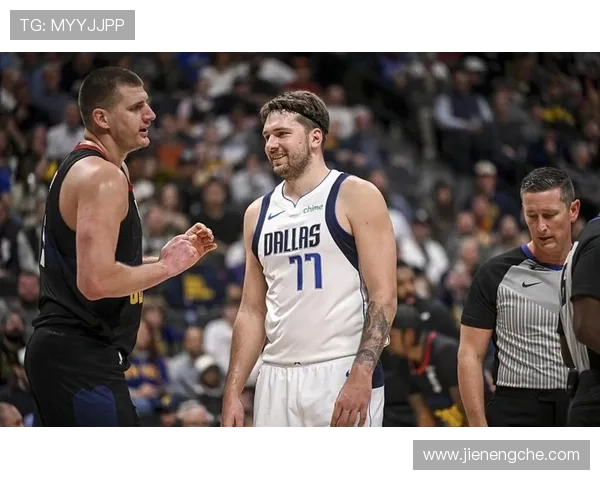 东契奇挡拆终结拉开空间，得分结构不同于约基奇传导